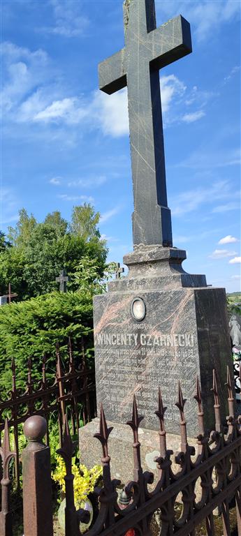 Fundacja Pochówek i Pamięć Podbrzezie, cmentarz tzw. "Stary"