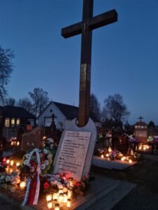 Fundacja Poch&oacute;wek i Pamięć 20211101_171912