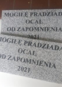 Fundacja Poch&oacute;wek i Pamięć 3-TABLICZKI-JAKO-DOWOD-ODNOWY-POMNIKA