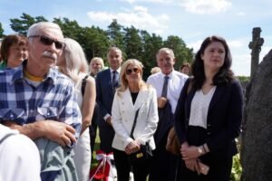 Fundacja Poch&oacute;wek i Pamięć 029-podbrzezie-krzyz-lagiernikom-fot.Marlena.Paszkowska