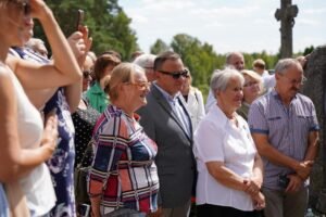 Fundacja Poch&oacute;wek i Pamięć 040-podbrzezie-krzyz-lagiernikom-fot.Marlena.Paszkowska