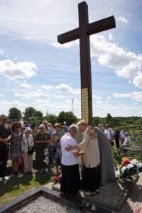 Fundacja Poch&oacute;wek i Pamięć 041-podbrzezie-krzyz-lagiernikom-fot.Marlena.Paszkowska