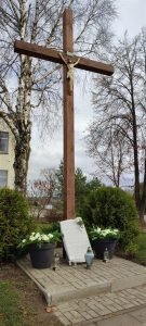 Fundacja Poch&oacute;wek i Pamięć 1-3