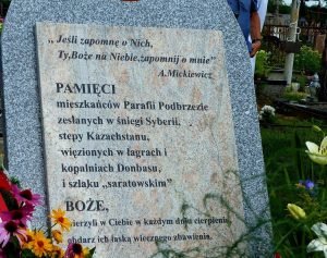 Fundacja Poch&oacute;wek i Pamięć 6-2