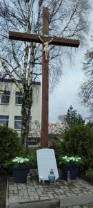 Fundacja Poch&oacute;wek i Pamięć 8