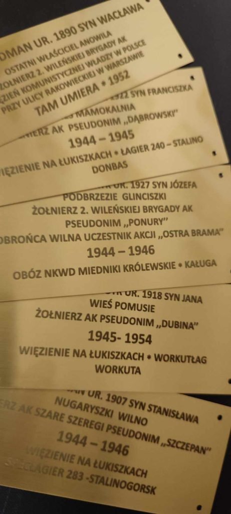 Fundacja Pochówek i Pamięć KARTKA Z KALENDARZA