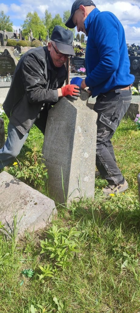 Fundacja Pochówek i Pamięć Kolejny rok i kolejne plany renowacyjne grobów