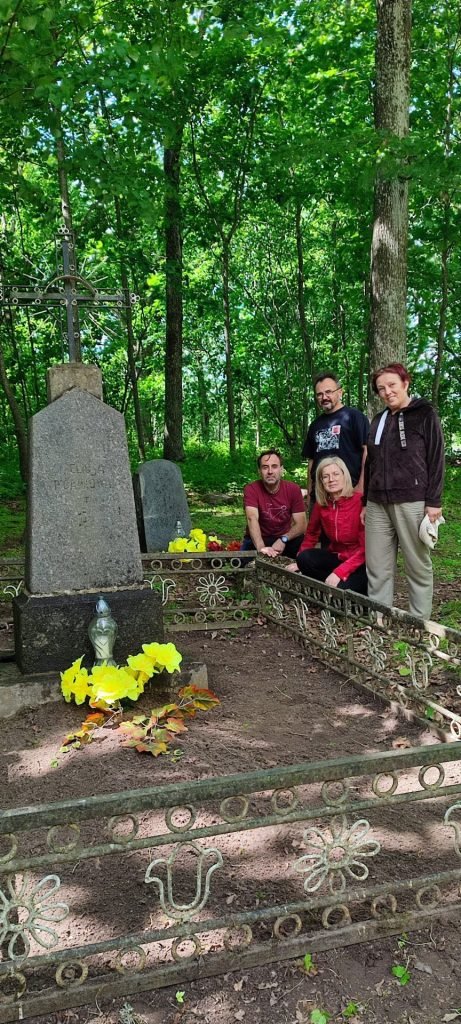Fundacja Pochówek i Pamięć AKCJA- Sprzątamy cmentarze Podbrzezia - Litwa