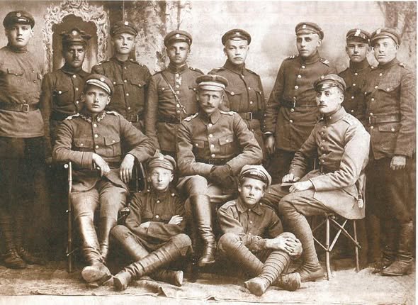 Fundacja Poch&oacute;wek i Pamięć KARTKA Z HISTORII LOKALNEJ