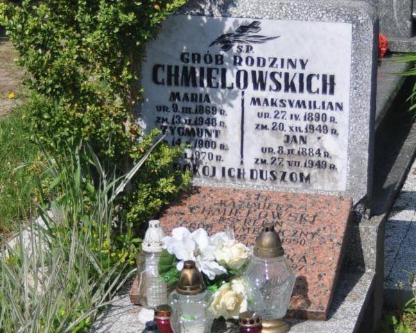 Fundacja Poch&oacute;wek i Pamięć 1 marca - Narodowy Dzień Pamięci ,,Żołnierzy Wyklętych'' - NIEZŁOMNYCH